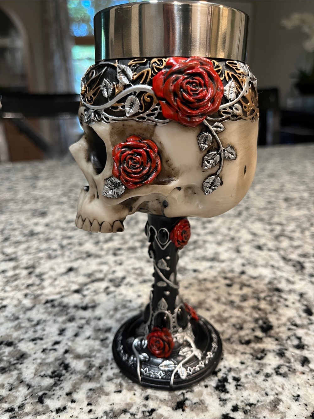 Gothic Roses Goblet - Picture 3 of 3